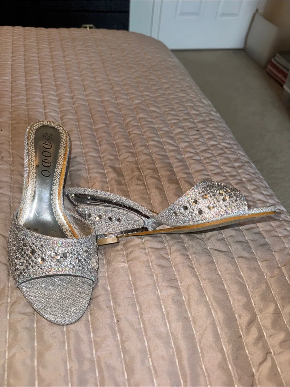 SILVER GLITTER WEDGE HEELS SIZE 6